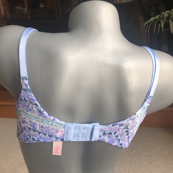 VICTORIA’S SECRET LINED PERFECT COVERAGE BRA - Picture 3 of 3